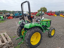 Online aukce: JOHN DEERE  3036E