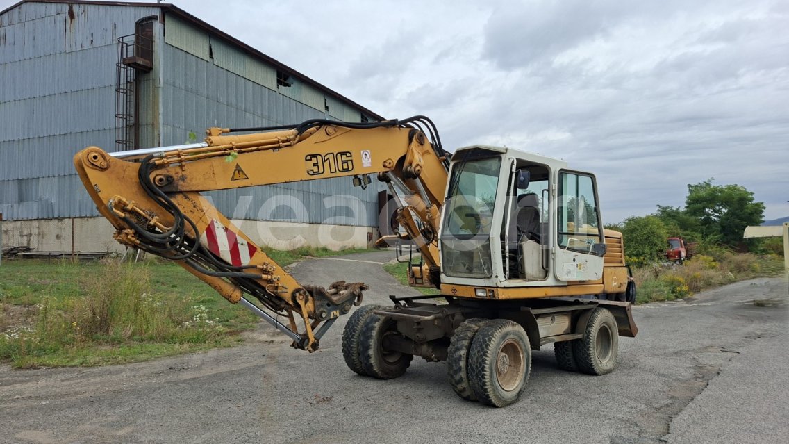 Online aukce: LIEBHERR  A 316 4X4