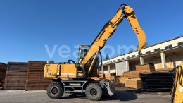 Online aukce: LIEBHERR  A 934 C HD 4X4