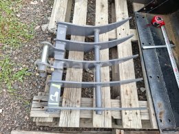 Online aukce:   HRÁBĚ 47 CM NA MINIBAGR