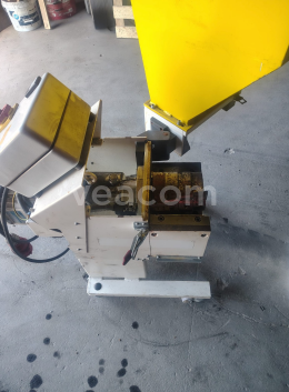 Online aukce:   GEIGER HANDLING MILL MIDI