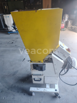 Online aukce:   GEIGER HANDLING MILL MIDI