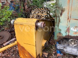 Online aukce: CAT  330