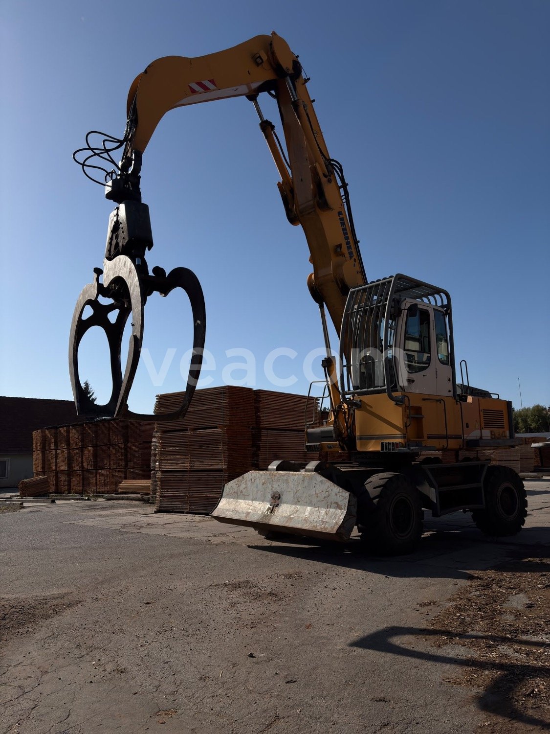 Online aukce: LIEBHERR  A 934 C HD 4X4