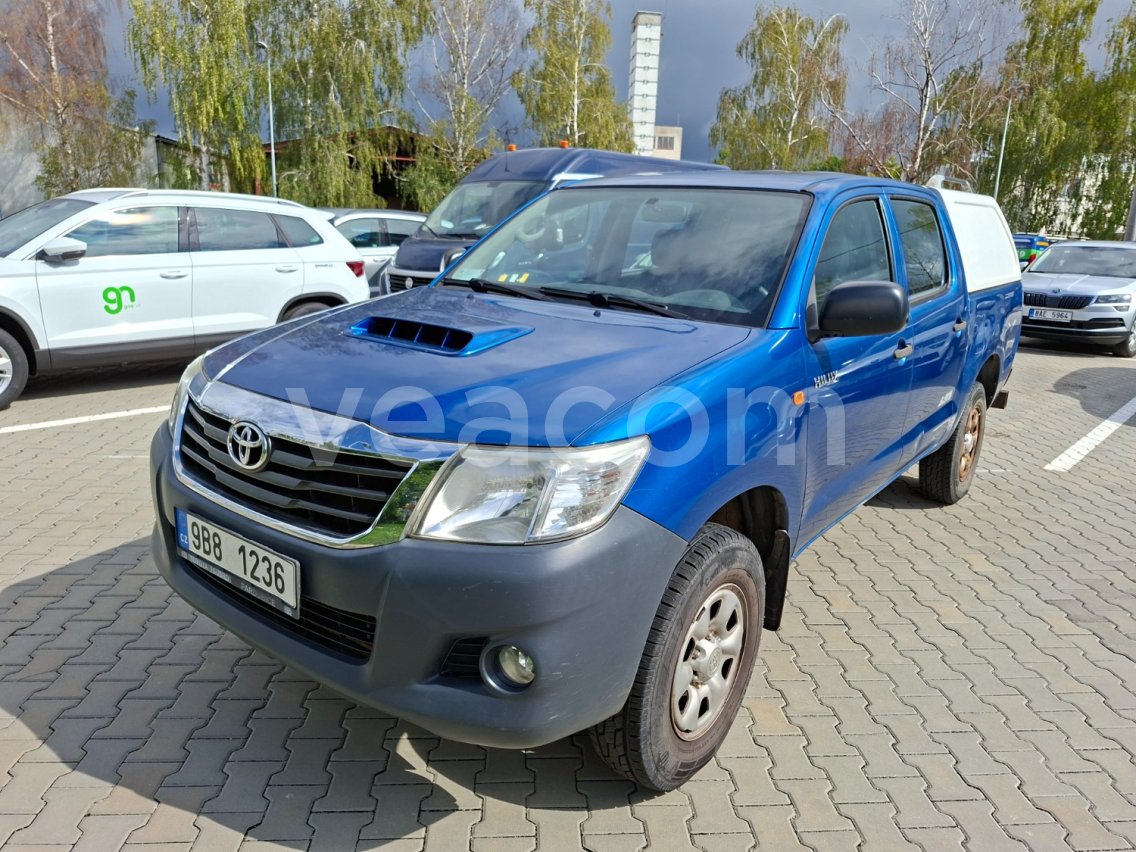 Online aukce: TOYOTA  HILUX 4X4 2.5 D4D + POJÍZDNÁ DÍLNA