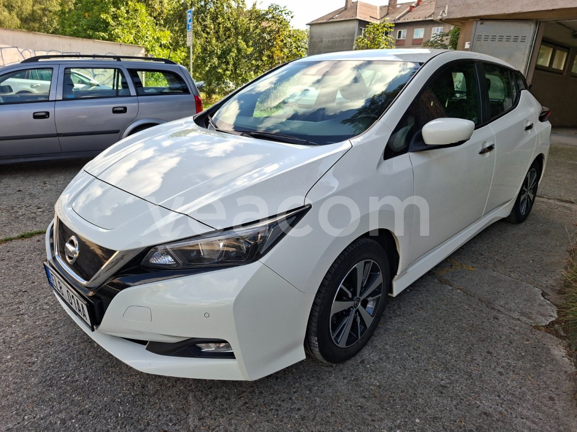 Online aukce: NISSAN  LEAF 40KWH