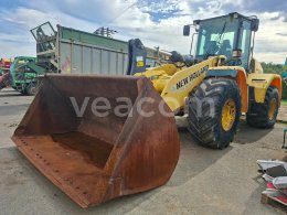 Інтернет-аукціон: NEW HOLLAND  W 190 C LR 4X4