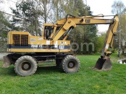 Aukcja internetowa: CAT  206 B/FT
