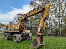 Aukcja internetowa: CAT  206 B/FT