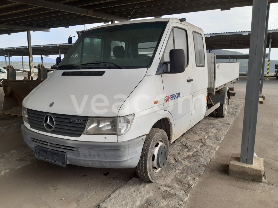 Online aukce: MERCEDES-BENZ  412 D