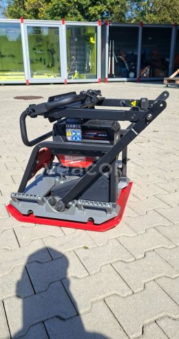 Online aukce: MILWAUKEE  MXF PC50
