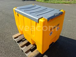 Online aukce:   KLAMEL DTK- 240 TANKOVACÍ NÁDRŽ S ČERPADLEM