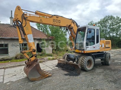 Online aukce: LIEBHERR  A 900 B 4X4