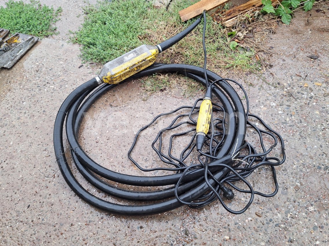 Online aukce: WACKER NEUSON  VIBRÁTOR DO BETONU