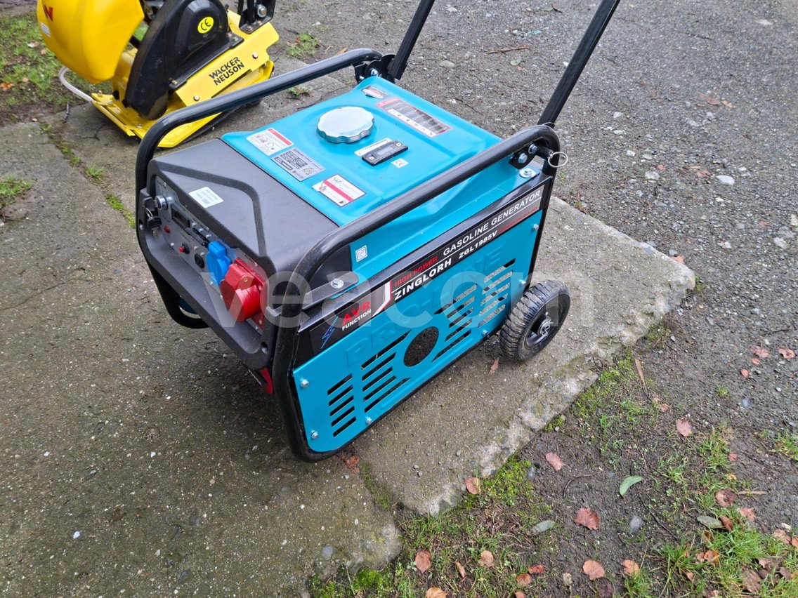 Online aukce:   HC40-250/BOT
