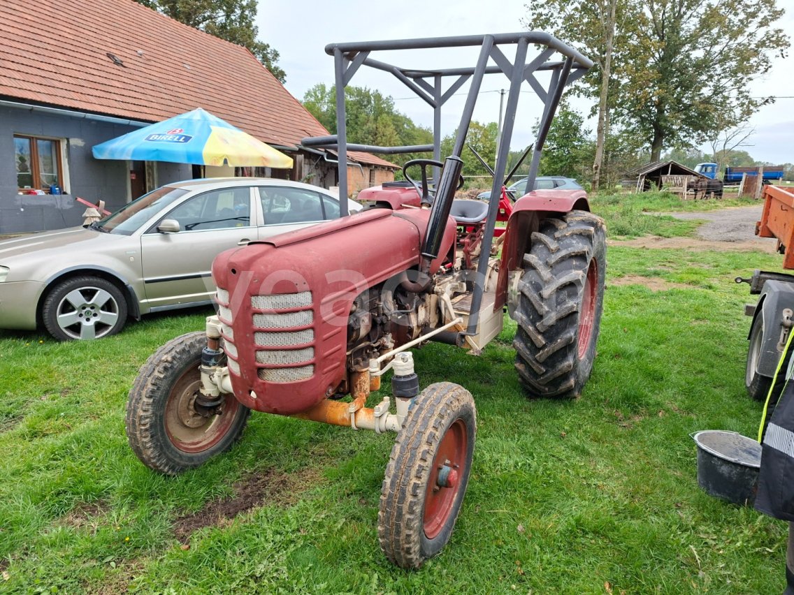 Online aukce: ZETOR  4011