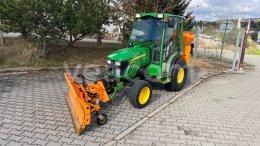 Online aukce:  JOHN DEERE 268 4X4