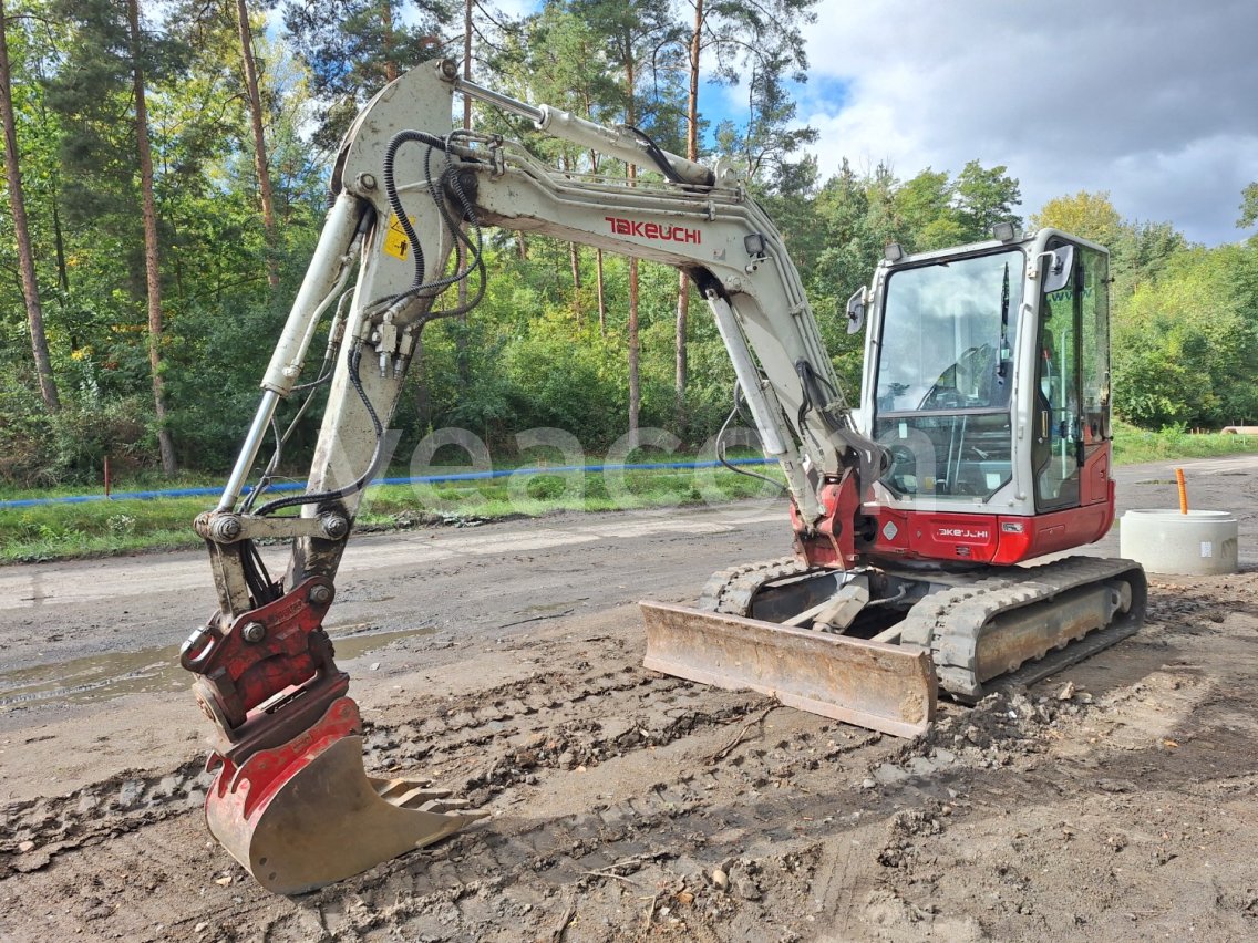 Online aukce: TAKEUCHI  TB 250-2