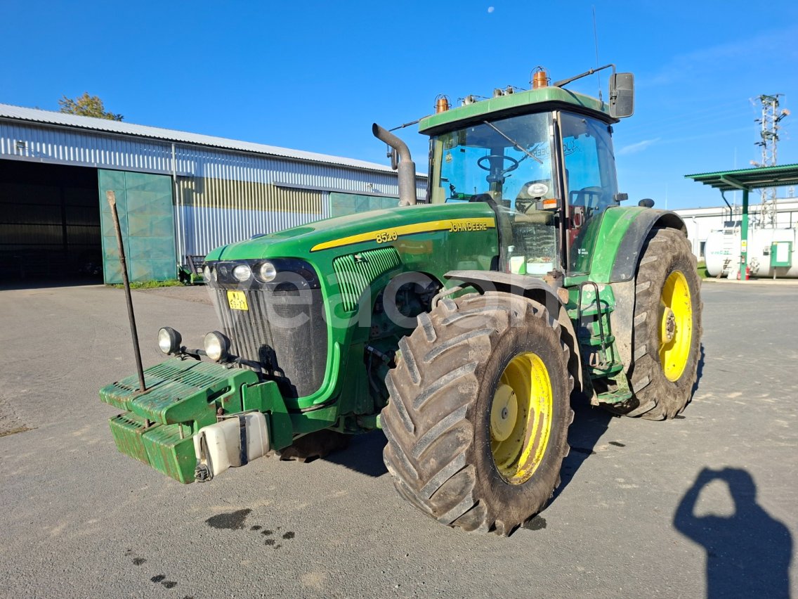 Online aukce: JOHN DEERE  8520 4X4