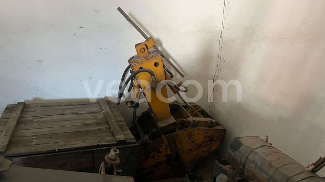 Online aukce:   HYDRAULICKÝ DVOUČELISŤOVÝ DRAPÁK