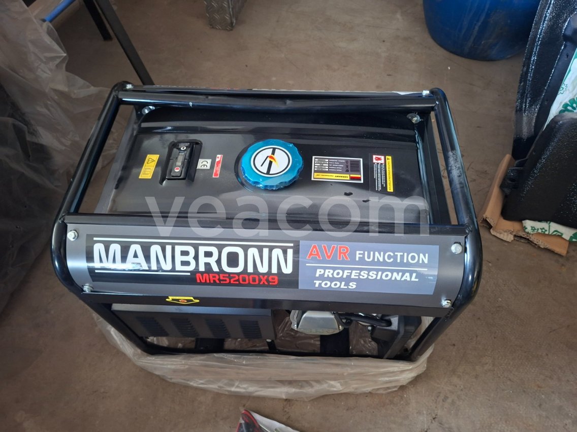 Online aukce:   MANBRONN MR5200X9