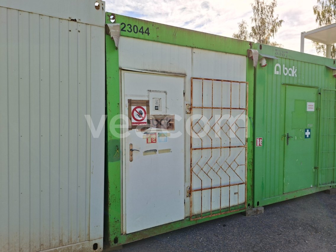 Online aukce:   STAVEBNÍ BUŇKA 6,06 X 2,45 X 2,80 M