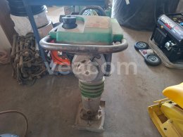 Online aukce: WACKER  BS 700