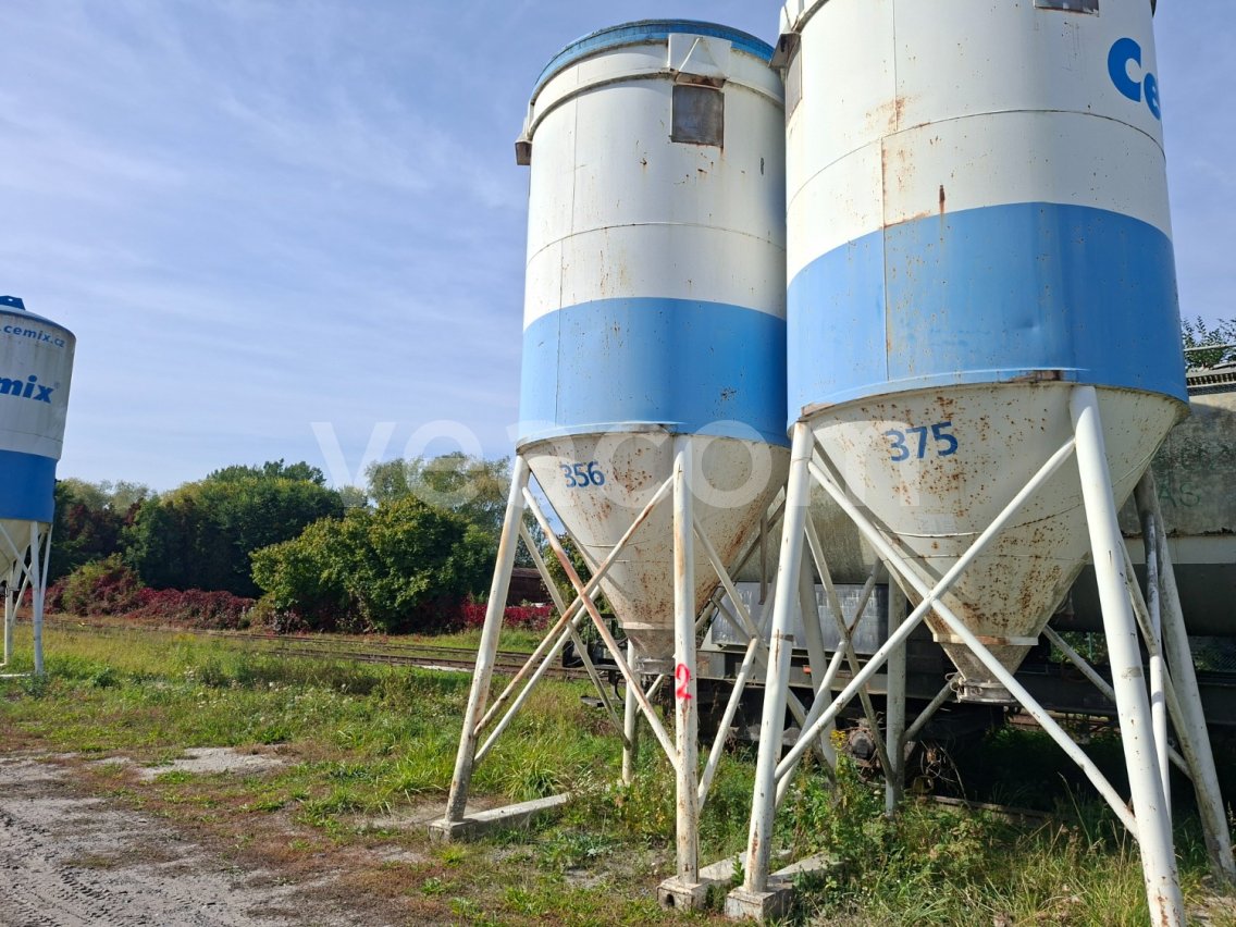 Online aukce:   SILO 356