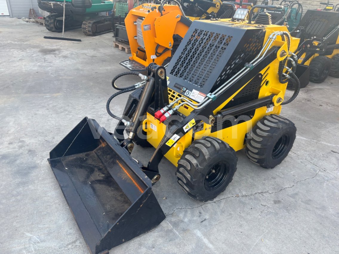 Online aukce:   DELANO S360