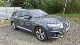 Online aukce: AUDI  SQ7
