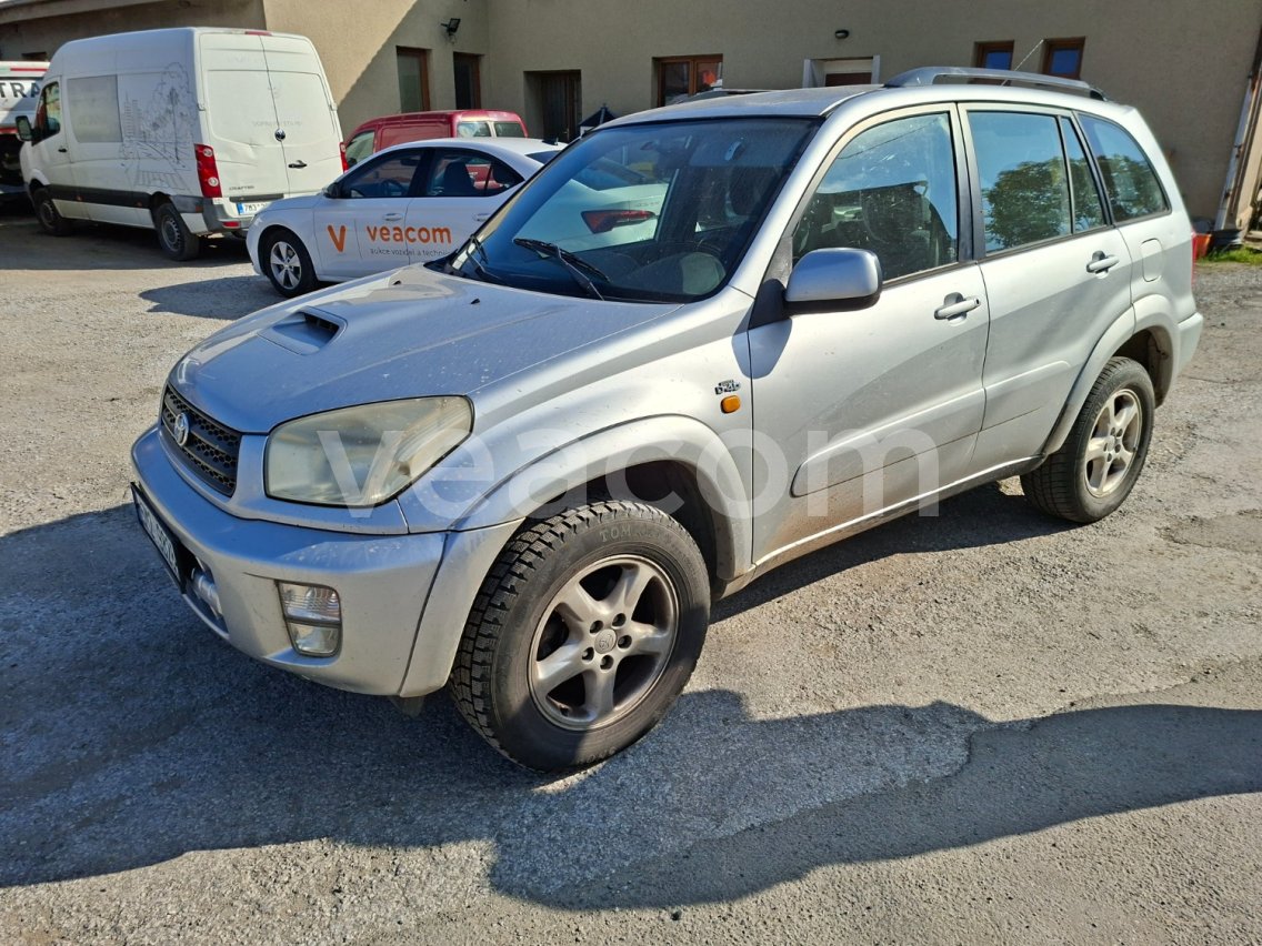 Online aukce: TOYOTA  RAV4 D4D