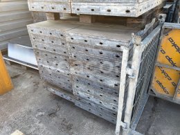 Online aukce:   FRAMI DEBNENIE