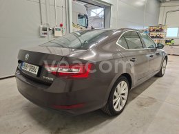 Online aukce: ŠKODA  SUPERB