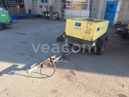 Online aukce:  COMPAIR DLT0204