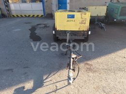 Online aukce:   COMPAIR DLT0204