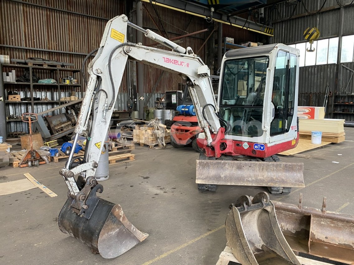 Online aukce: TAKEUCHI  TB 125