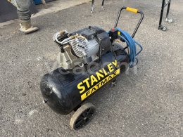 Online aukce:   STANLEY FATMAX DV2 400/10/100
