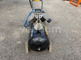 Online aukce:   STANLEY FATMAX DV2 400/10/100