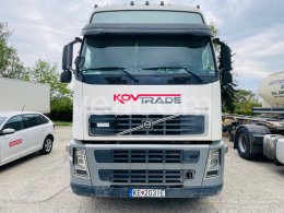 Online aukce:   VOLVO FH12 + KOGEL SKMP 24