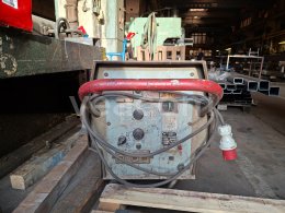 Online aukce:   MEZ BRUMOV KS-350/01