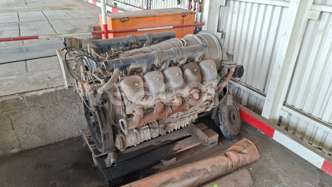 Online aukce:   TATRA 815 - MOTOR