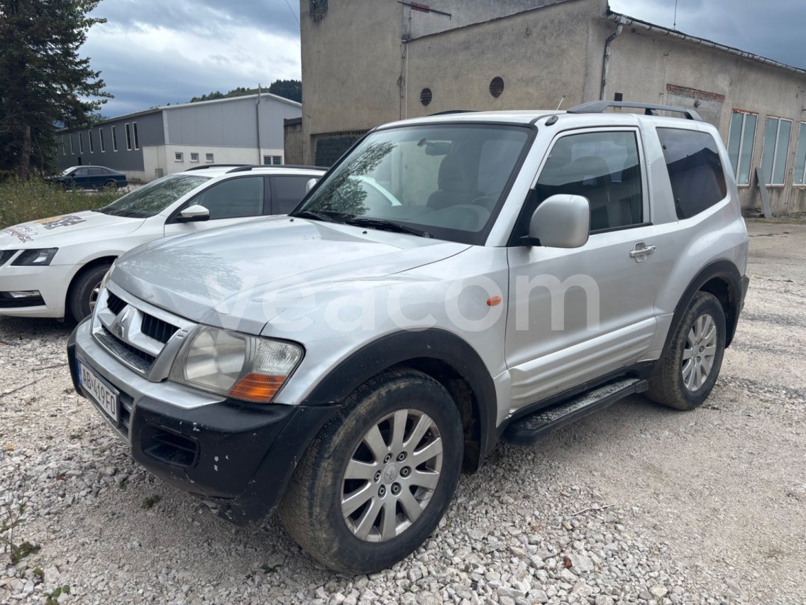Online aukce: MITSUBISHI  PAJERO V60 3.2 121KW 4X4