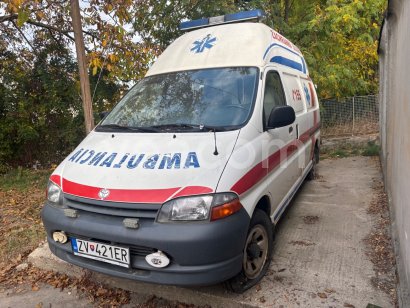Aukcja internetowa: TOYOTA  HIACE 2.4TD 4WD AMBULANCE