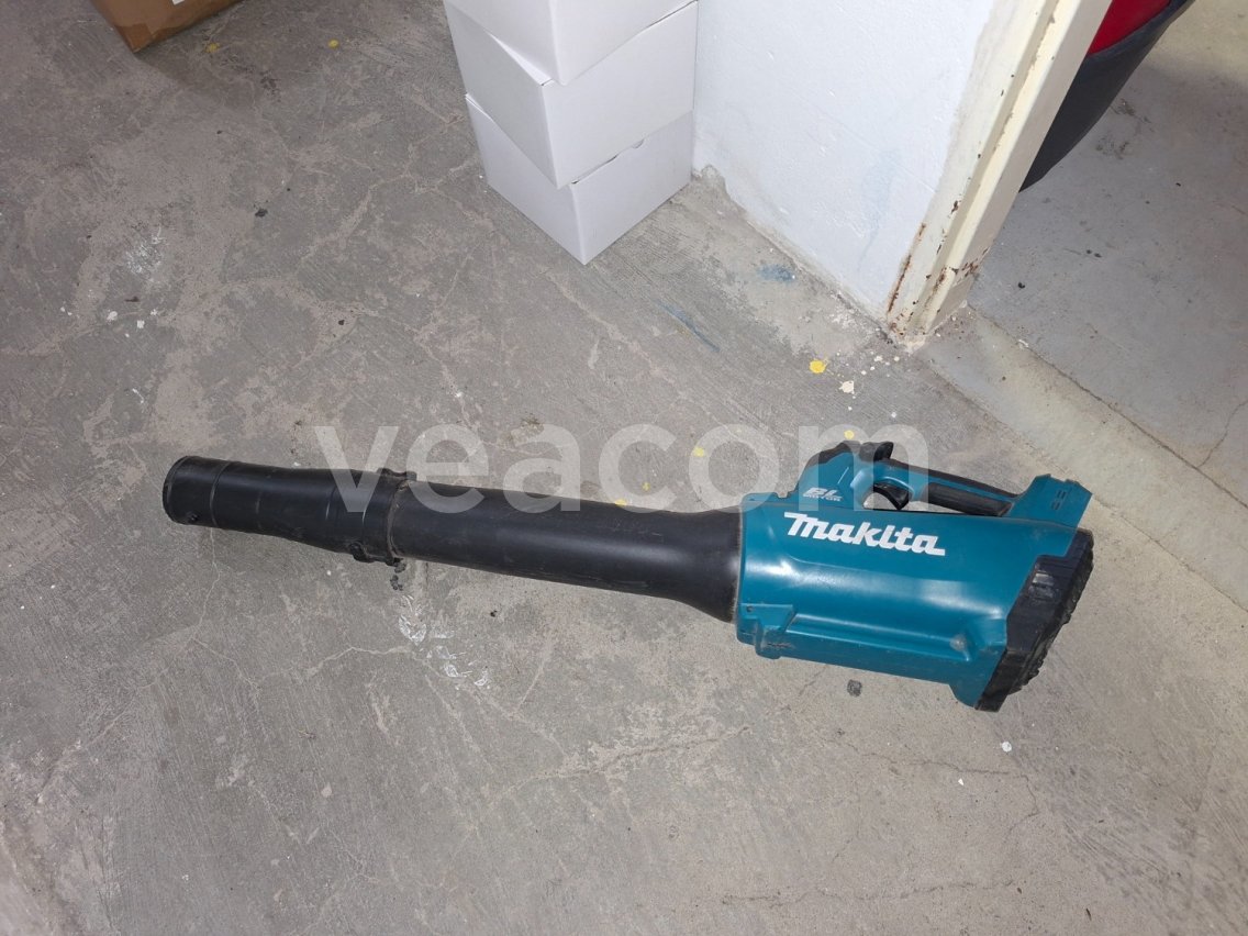 Online aukce:   MAKITA DUB 184