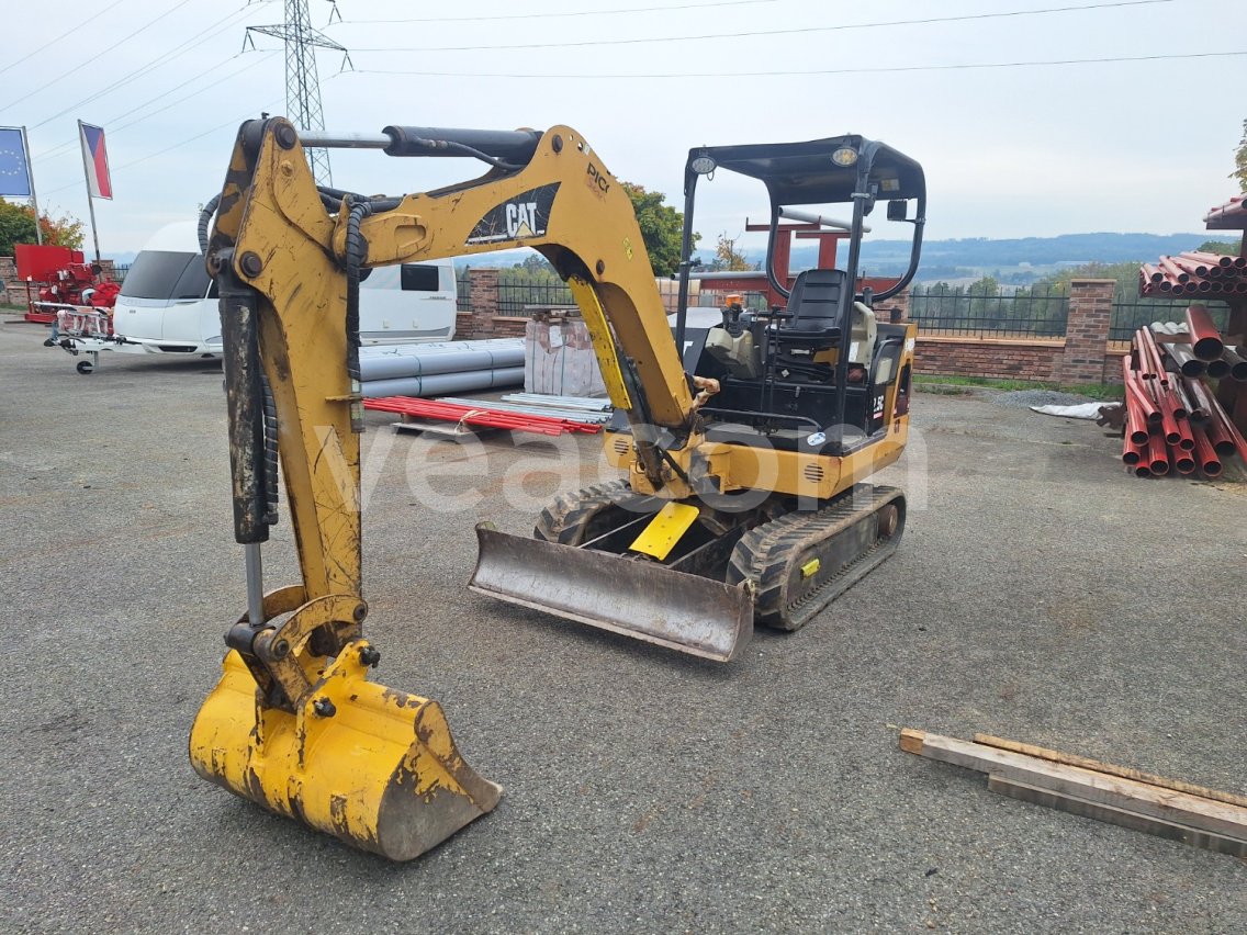 Online aukce: CATERPILLAR  302.5 C