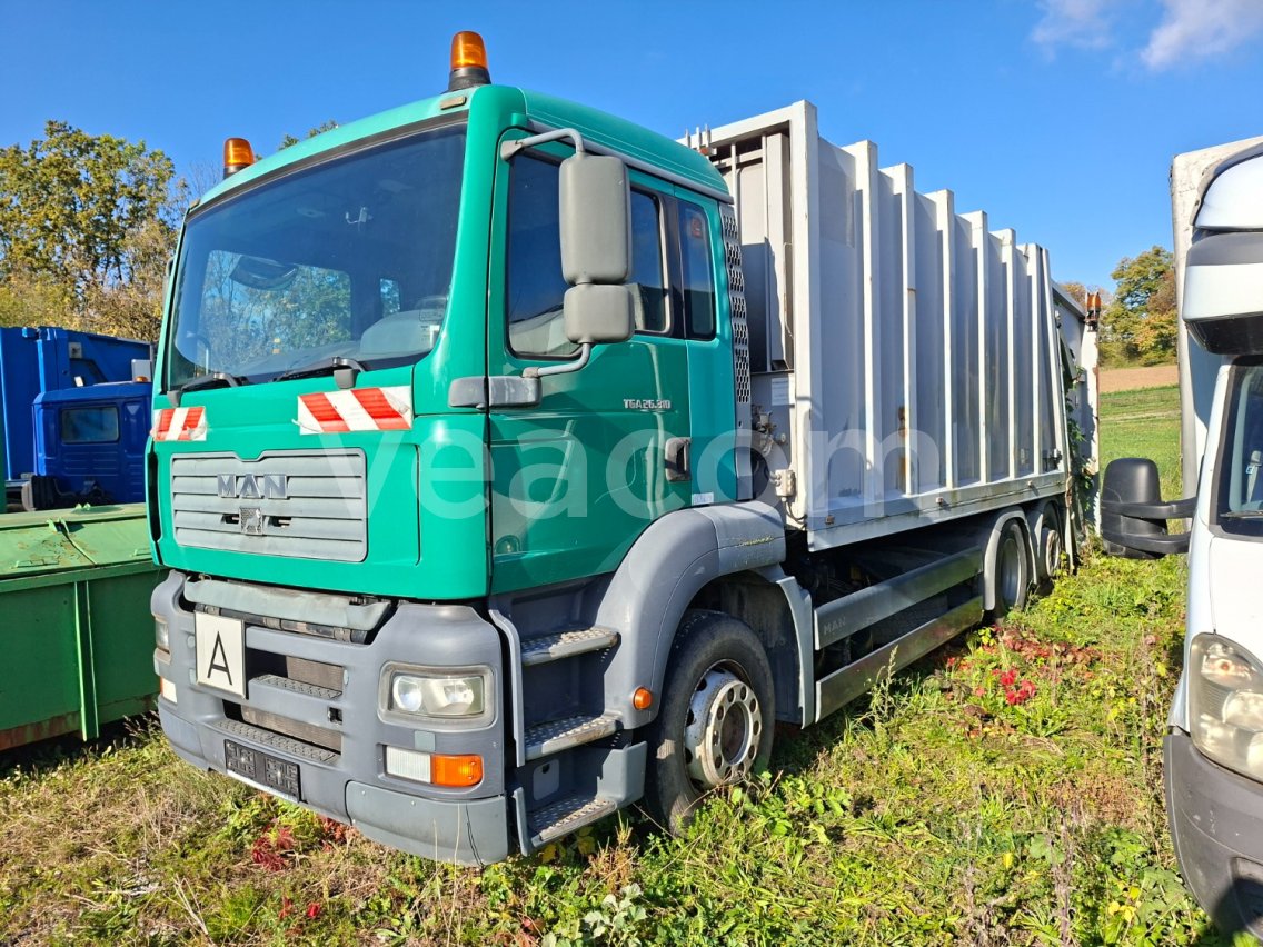 Online aukce: MAN  TGA 26.310 6X2-2