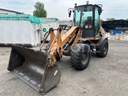 Online auction: CASE  321 E