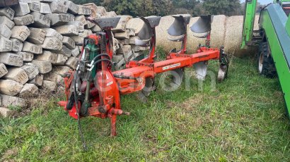 Online auction: KVERNELAND  OTOČNÝ NESENÝ ČTYŘRADLIČNÝ PLUH