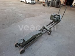 Online auction:  VEB ELEKTROBAU ARNSTADT