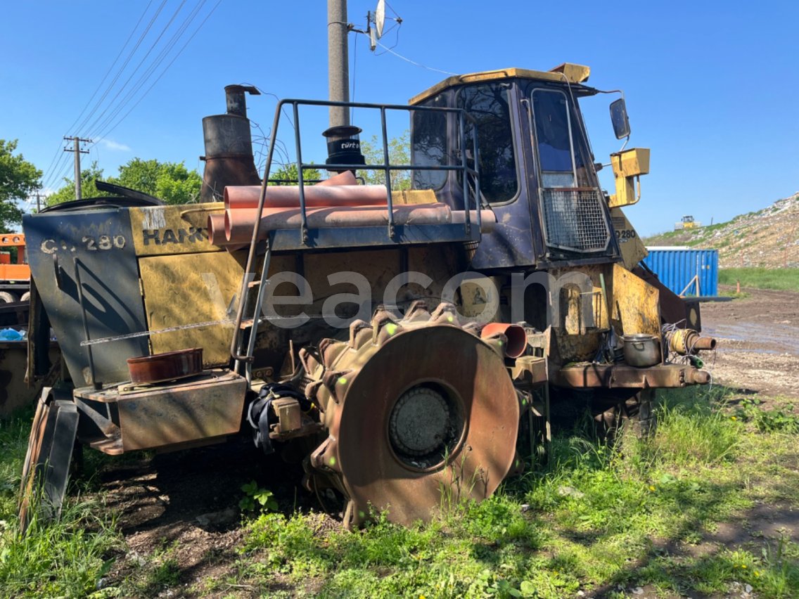 Online auction:   HANOMAG CD280